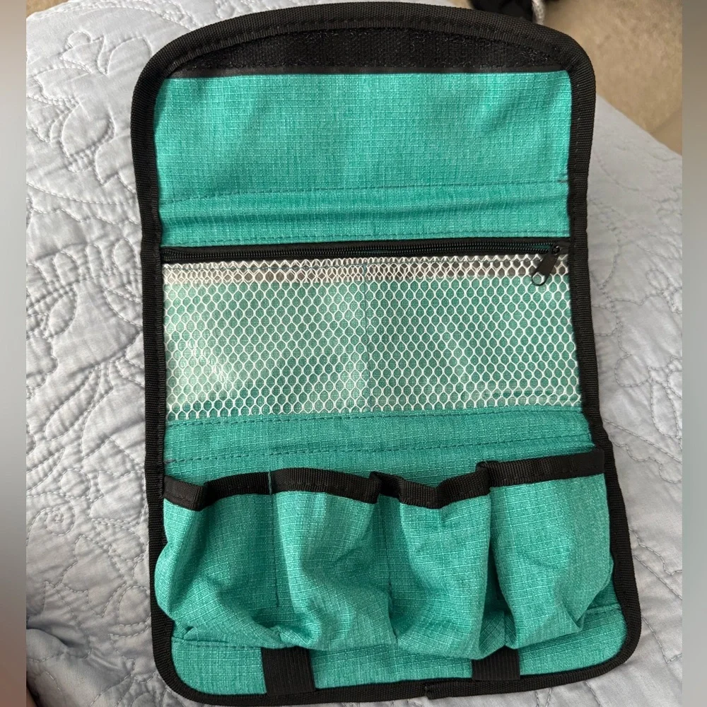 Camera Accessory Organizer batteries & memory cards storage - photographer
